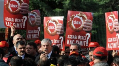DİSK'ten eylem