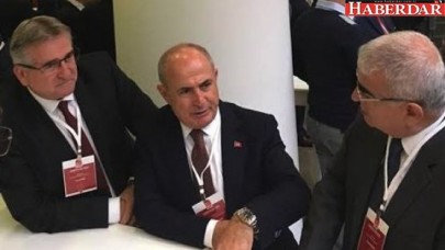 Akgün, belediye başkanları toplantısında