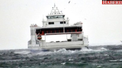 Deniz Ulaşımına Fırtına Engeli! Seferler İptal
