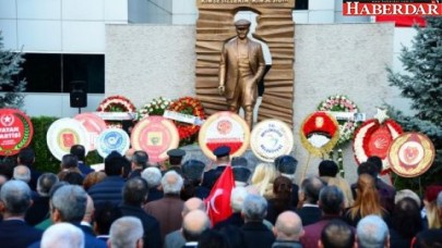 Zübeyde Ana Beylikdüzünde ölümsüzleşti