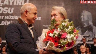 Başkan Akgün: Cumhuriyeti kimseye yedirtmeyeceğiz!