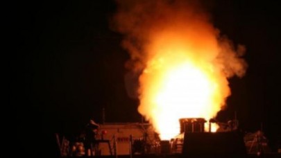 Libya'ya hava ve denizden büyük operasyon