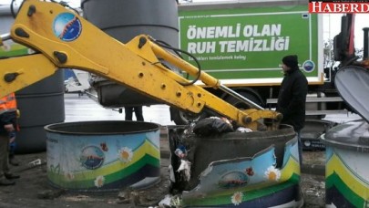 Büyükçekmecede yeraltı çöp konteynerini yaktılar!