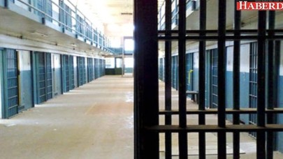 Hırsızlıktan Girdiği Cezaevinin Kasasını Soyup Kaçtı