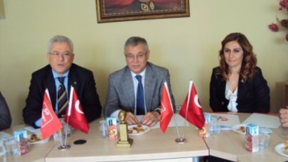 Demokrat Parti’ye üst düzey ziyaret