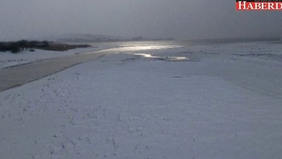 Büyükçekmece Gölü Dondu