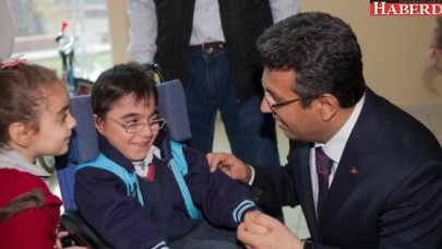 SOSYAL YARDIM VE HİZMETTE REKORA KOŞUYOR