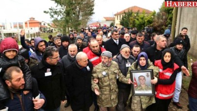 Şehit Tankçı Er Akkuş Sakaryada toprağa verildi