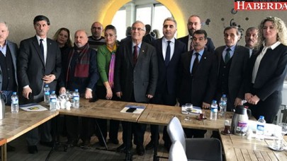 Saygısızlık diz boyu