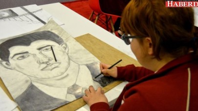 Kara Kalem Resim Performansı