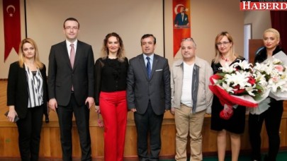 UZM. DR. AKAR’DAN CİLTTE GENÇLEŞME TÜYOLARI