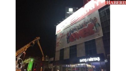 AK Partiden "Hayır" diyen Saadet Partisine dev "Evet" pankartı