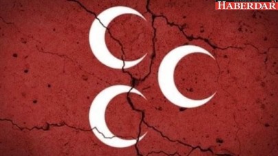 MHPde peş peşe istifalar