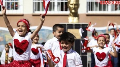 24 Nisan Pazartesi günü (bugün) okullar tatil edilecek mi?
