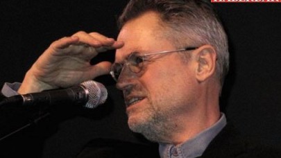 Ünlü yönetmen yaşamını yitirdi