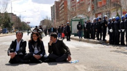 BDP'lilerin eylemi 2 ilde başladı