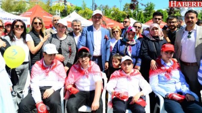 “ENGELSİZ BEYLİKDÜZÜ” PİKNİKTE BULUŞTU