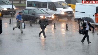 Meteorolojiden İstanbula sağanak yağış uyarısı