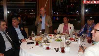 Başkan Akgün, iftarda basın mensuplarını ağırladı