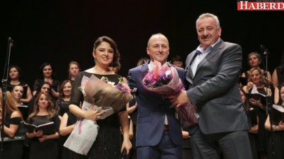 KÜÇÜKÇEKMECEDE HALK MÜZİĞİ GECESİ