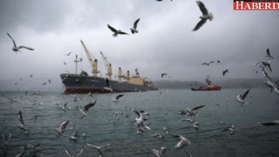 İstanbul Boğazı Gemi Geçişlerine Kapatıldı