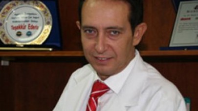 Ünlü doktorun lüks arabalarını çaldılar