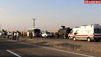 Diyarbakırda Polis Aracıyla Sivil Araç Çarpıştı: 5 Ölü, 5 Yaralı
