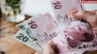 Memur emeklilerin gözü ağustos ayında! Maaşa ek 305 lira!