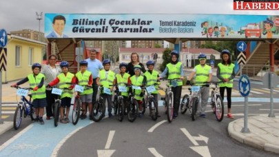 GENÇLER, SAĞLIK İÇİN PEDAL ÇEVİRİYOR