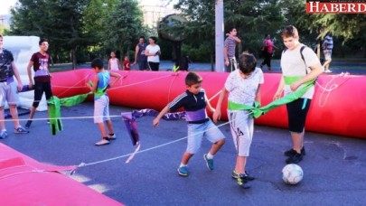 KÜÇÜKÇEKMECE BELEDİYESİ YAZ SPOR ŞENLİKLERİ BAŞLADI