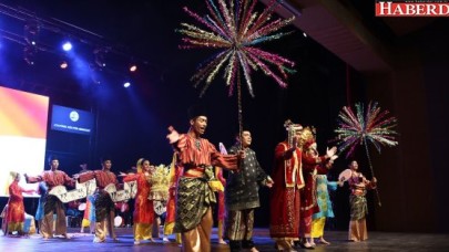 Altınköprü Halk Dansları yarışmasında muhteşem performans