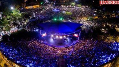 Büyükçekmece’de Koray Avcı izdihamı