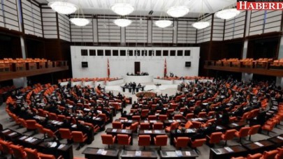 Gazetecilere Meclis yasağı!