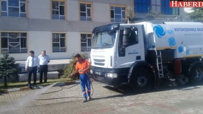 Büyükçekmece’nin okulları çiçek gibi oldu