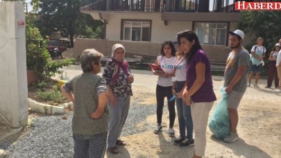 Geri dönüşüm bilinci kapı kapı dolaşılarak anlatılıyor