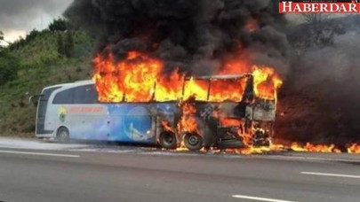 TEMde Yolcu Otobüsü Alev Alev Yandı