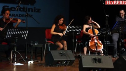 PİATANGO, İCRALARIYLA BÜYÜLEDİ