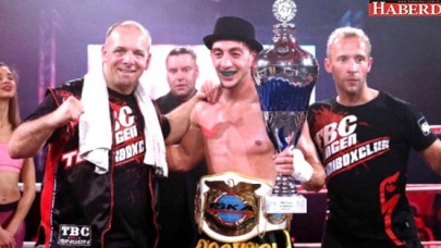 Türk Boksör Ümit Demirörs, Avrupa Şampiyonu Oldu