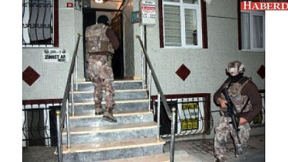 Esenyurtta Uyuşturucu Satıcılarına Şafak Baskını