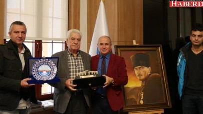 Akgün: Okul yaptıranlara şükranlarımı sunuyorum