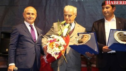 Akgün: Öğretmen en üst düzey memur maaşı almalı