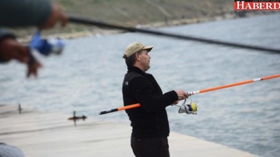 BEYLİKDÜZÜ’NDE BALIKLAR OLTAYA GELDİ