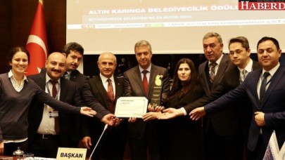 Belediye Meclisi’nden Naim Süleymanoğlu’na vefa