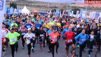 İstanbul Küçükçekmecede Koştu