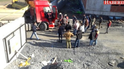 Esenyurtta Hafriyat Kamyonu İçinde Can Pazarı