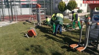 Akgün karne tatilinde çocukları parklara çağırdı