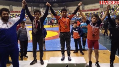 Çatalca’nın minik güreşçilerinden büyük başarı; İstanbul 2.si oldular