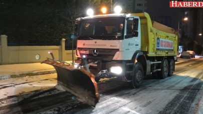 EKİPLER GECE BOYUNCA ÇALIŞTI