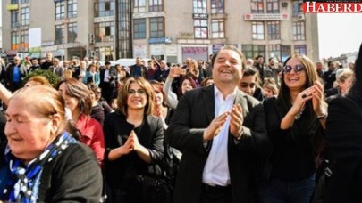 Belediyeden kadın çalışanlara 8 Mart ikramiyesi