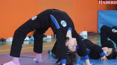 KIŞ SPOR OKULLARINA BÜYÜK İLGİ